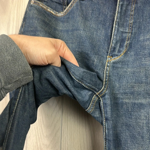 Pilcro Womens Jeans 29 Dark Wash Straight‎ Leg Cotton Pants Hole High Rise - Picture 7 of 9